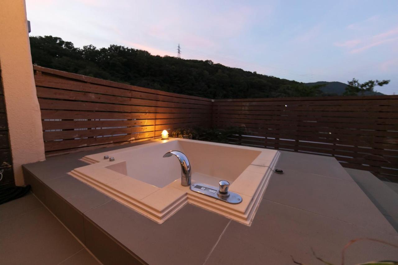 Hotel Gendairakuen Isehara (Adults Only) ภายนอก รูปภาพ